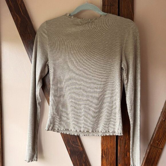 Women's Long Sleeve Ruffled Edge Top, Light Olive Green - Picture 4 of 6